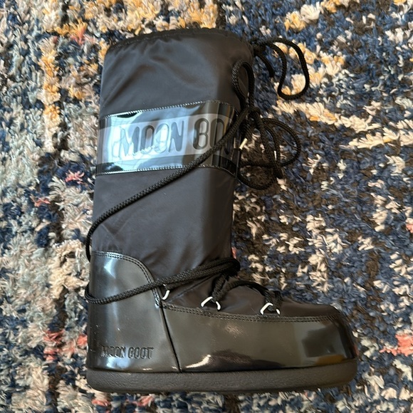 BLACK MOON BOOTS - Picture 2 of 10
